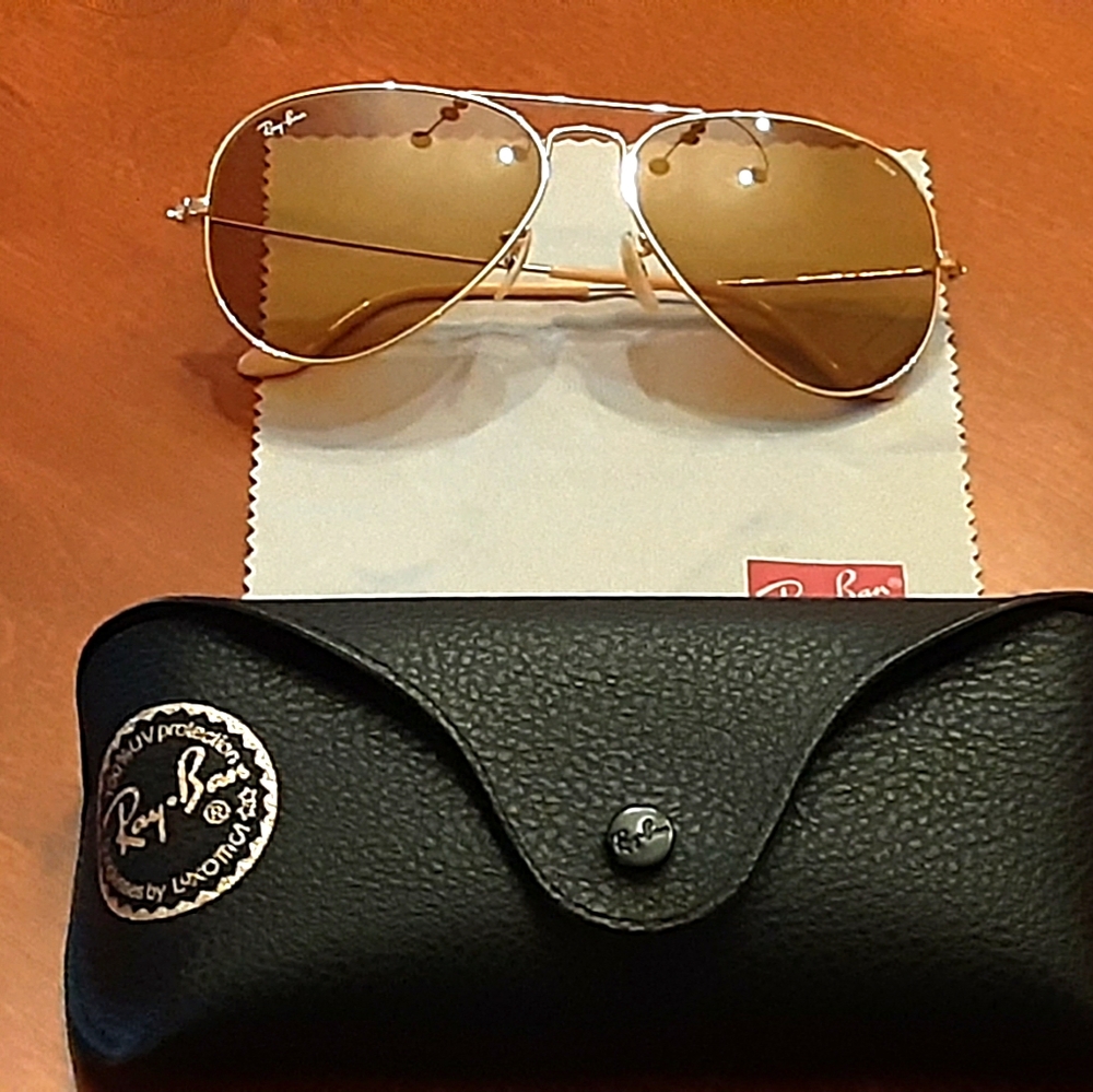 Ray-Ban Aviator Sunglasses